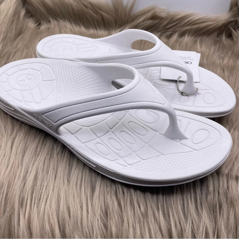 AETREX fiji orthotic arch support white flip flops women Size 11